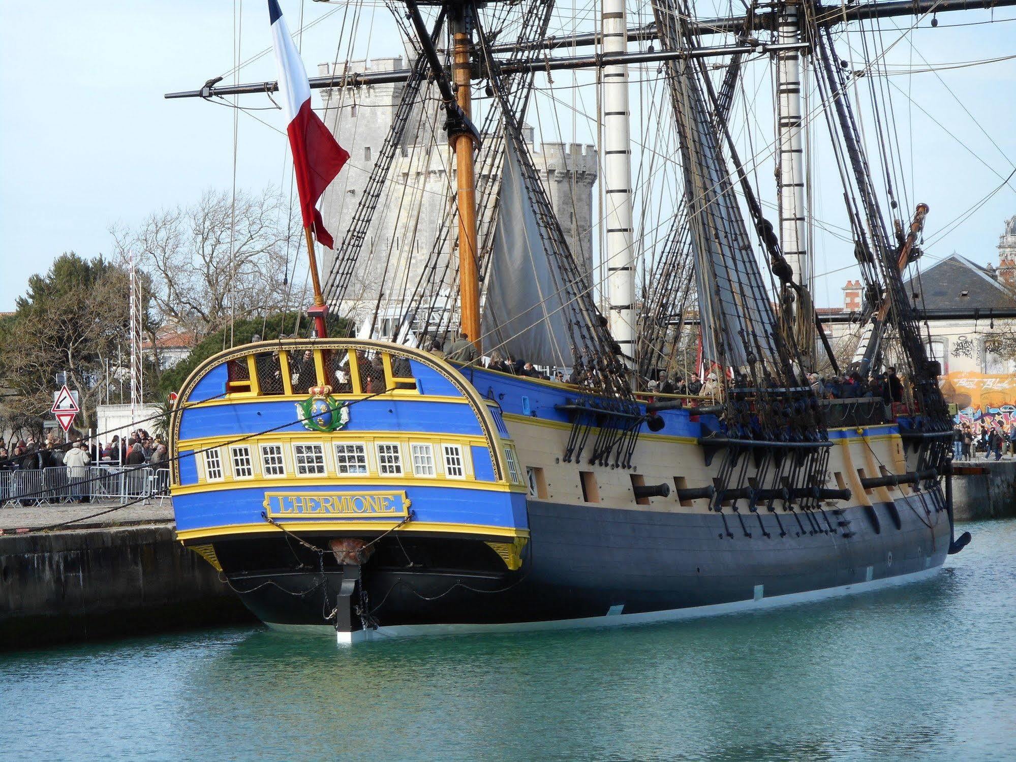 Hotel Les Gens De Mer La Rochelle La Rochelle  Ngoại thất bức ảnh